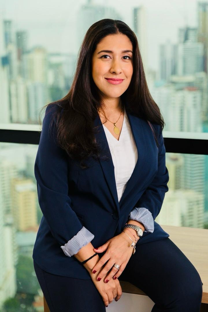 Pamela E. - Diseñadora de Interiores