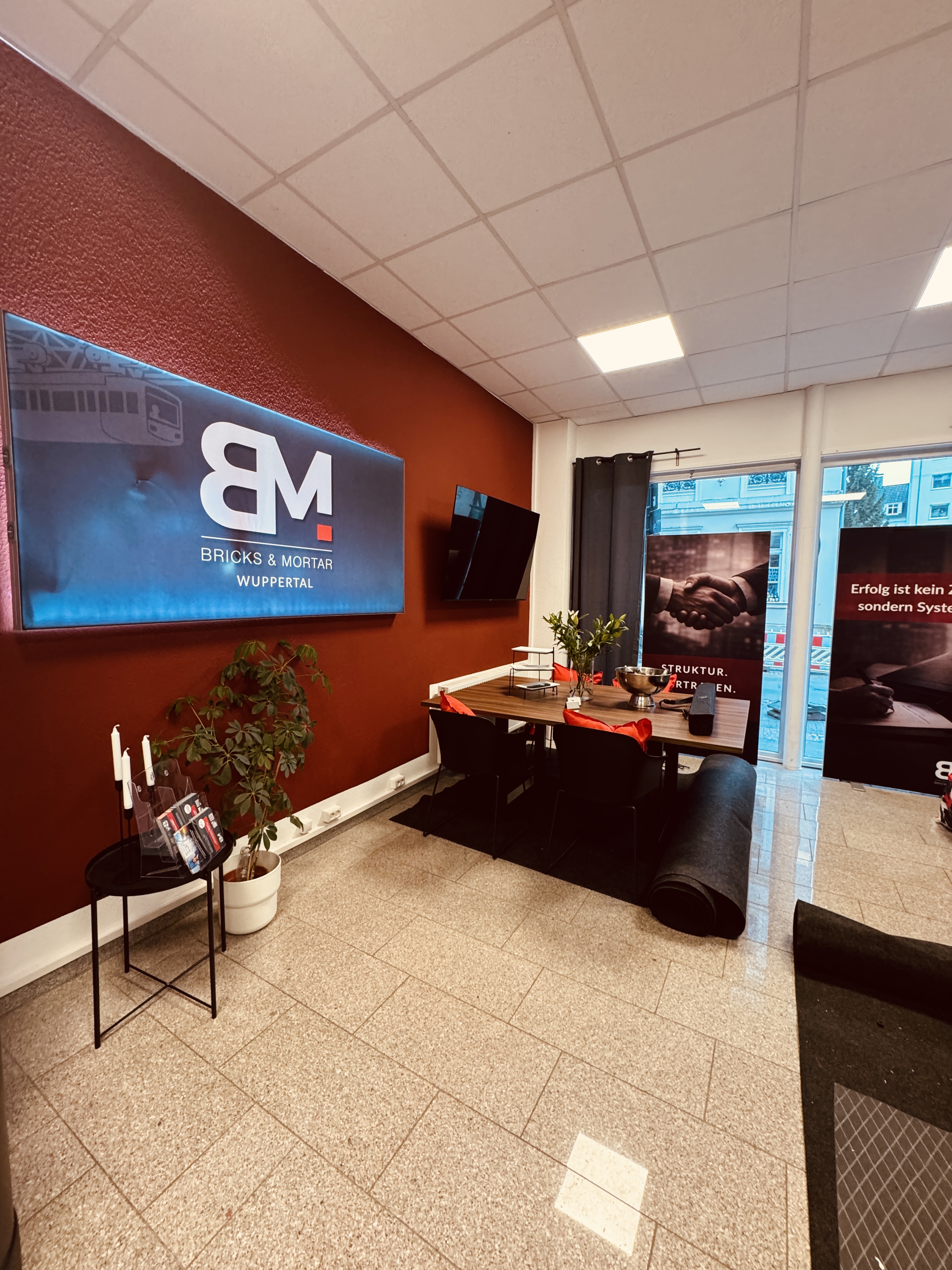 BRIMO Immobilien Büro – Friedrich Ebert Straße 76