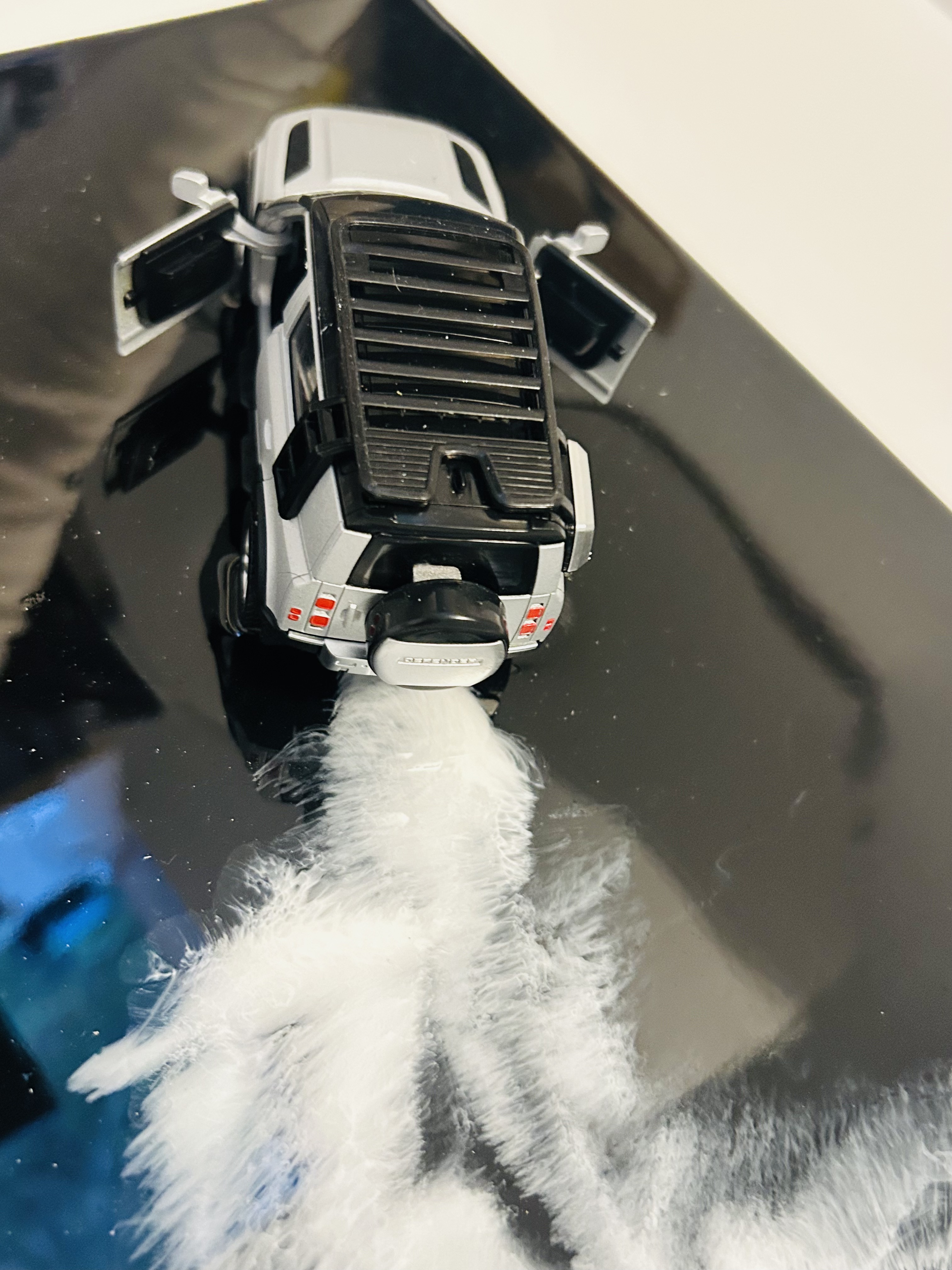 Silver Smoke Drift - View 2