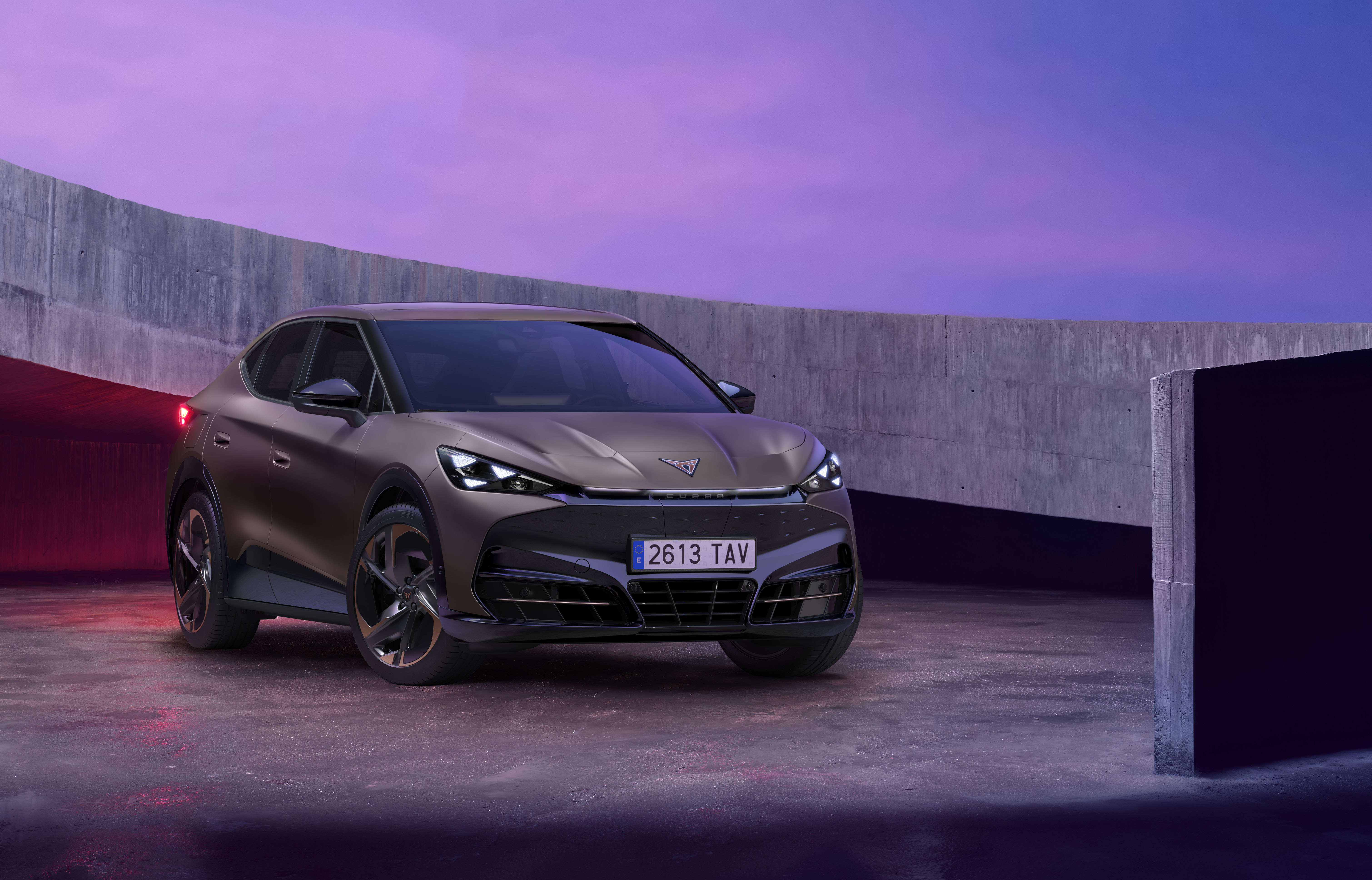 CUPRA boosts the Tavascan with a major line-up upgrade: new variant, enhanced interior and next-generation tech