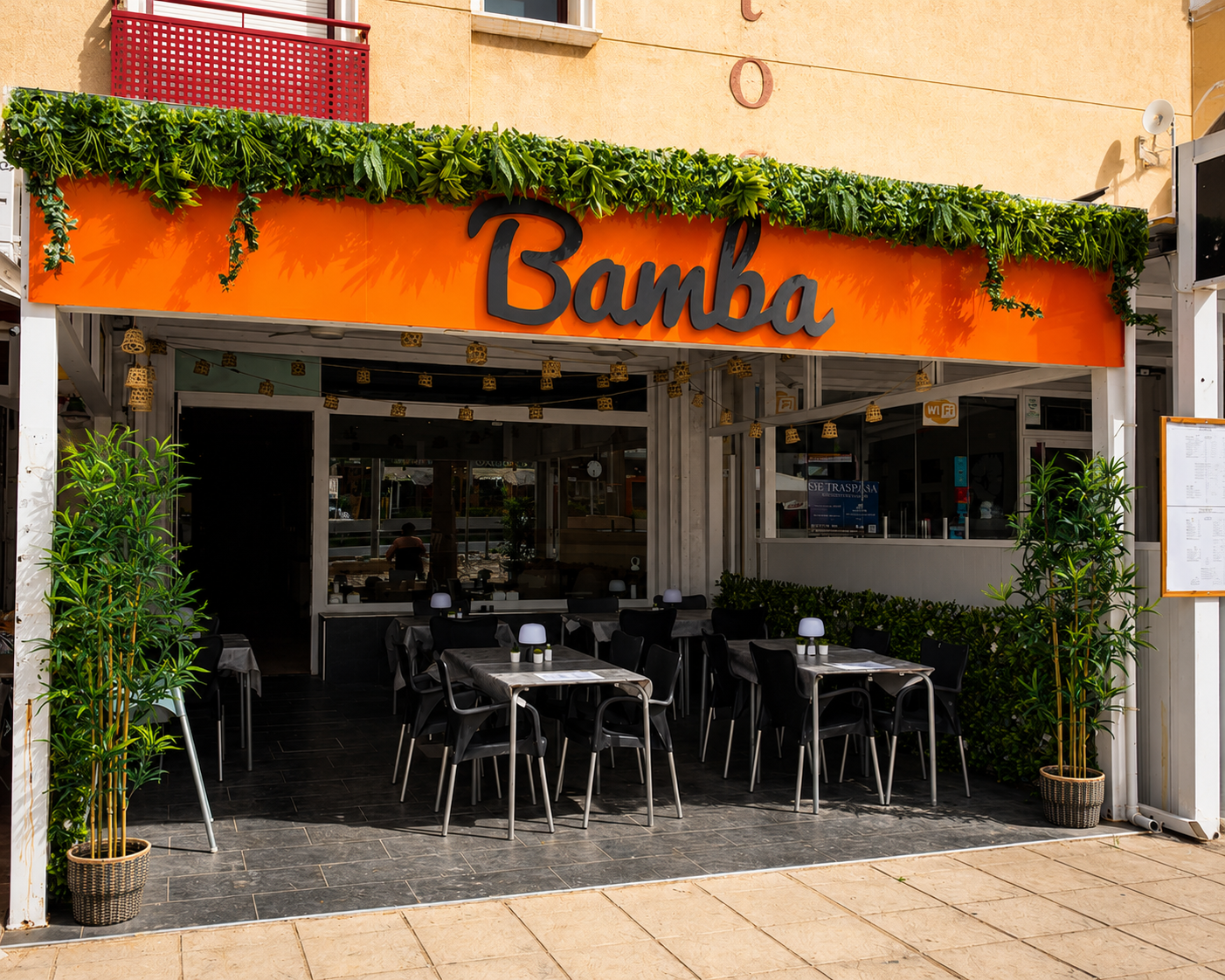 Bamba storefront, Cabo Roig