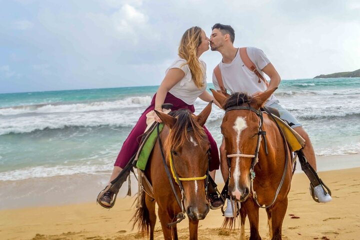 Paseo a Caballos - Playa Macao