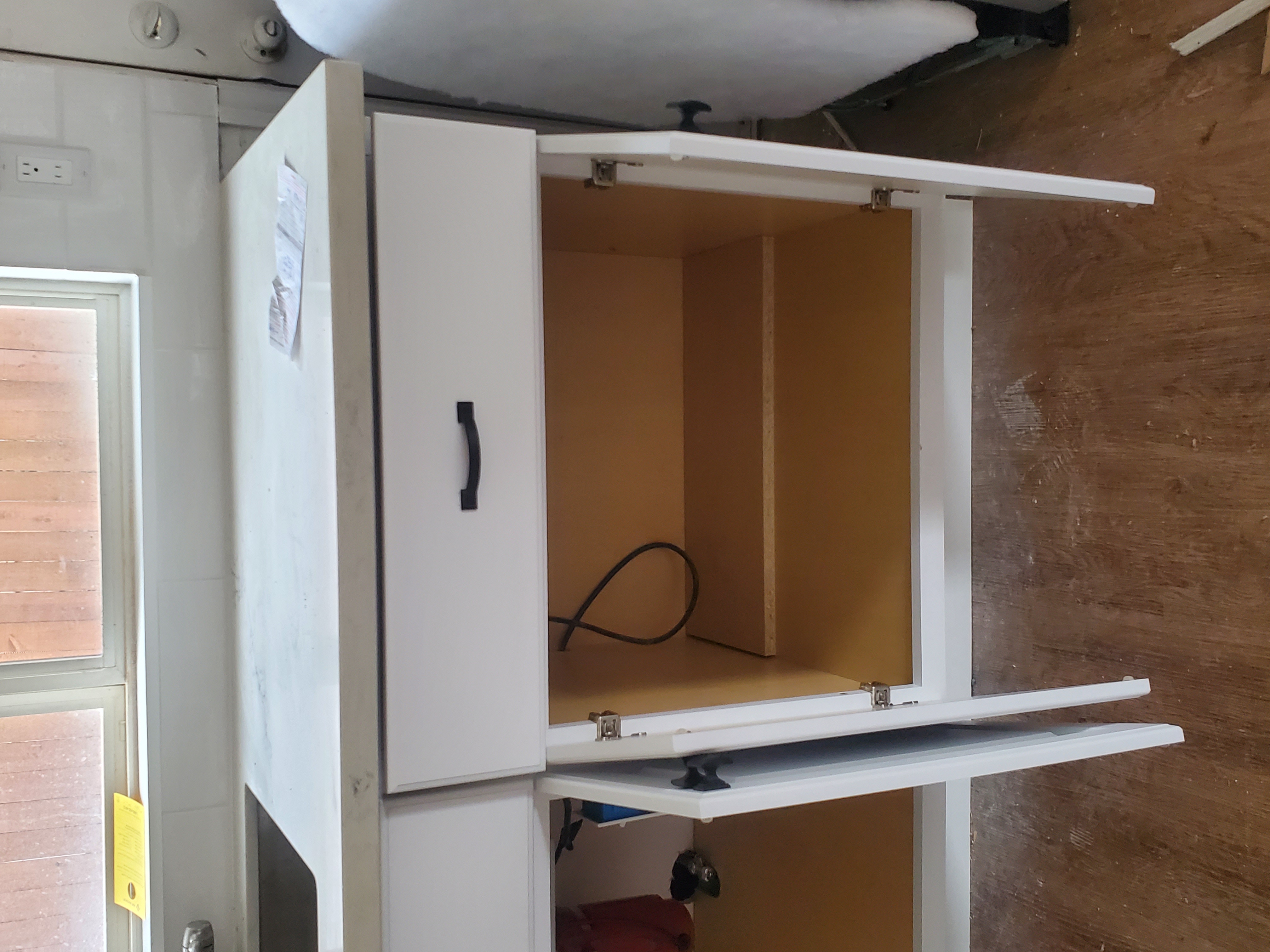 Cabinet & Countertop Install