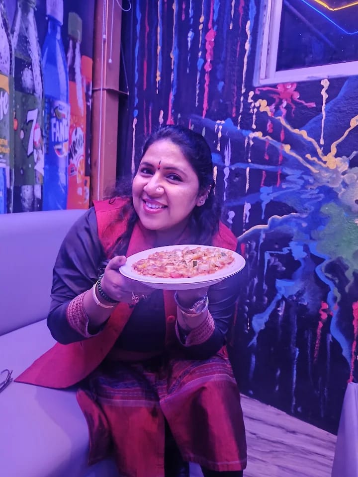 Happy Customer Moment