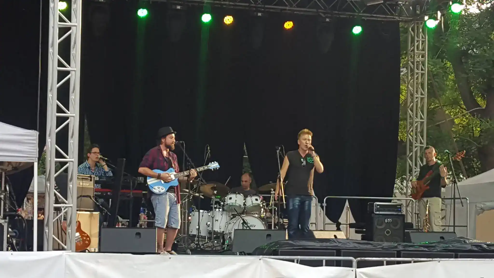 Charge koncert pillanat 2