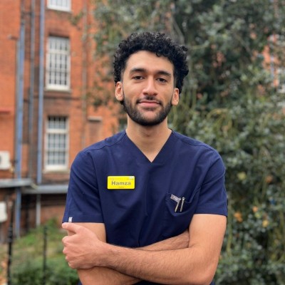 Dr. Hamza Anwar, NHS Resident Doctor