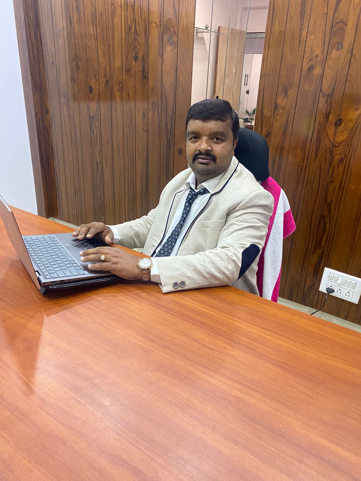 Director Santosh Kumar