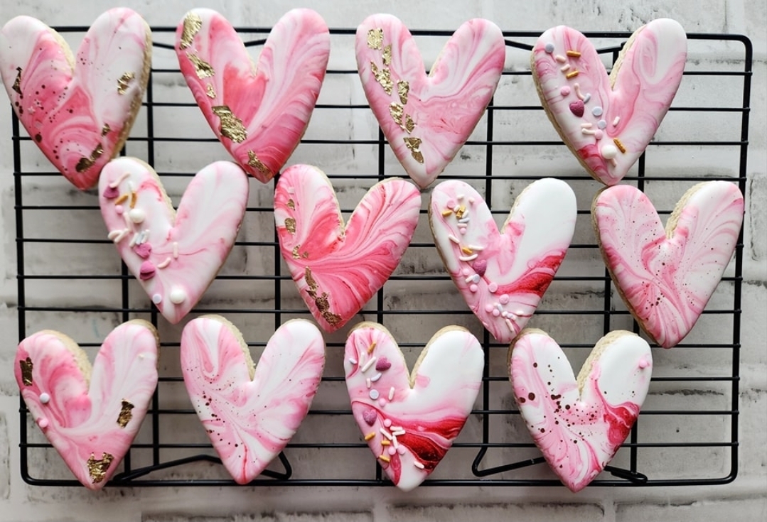 Marbled Gold-Leaf Hearts