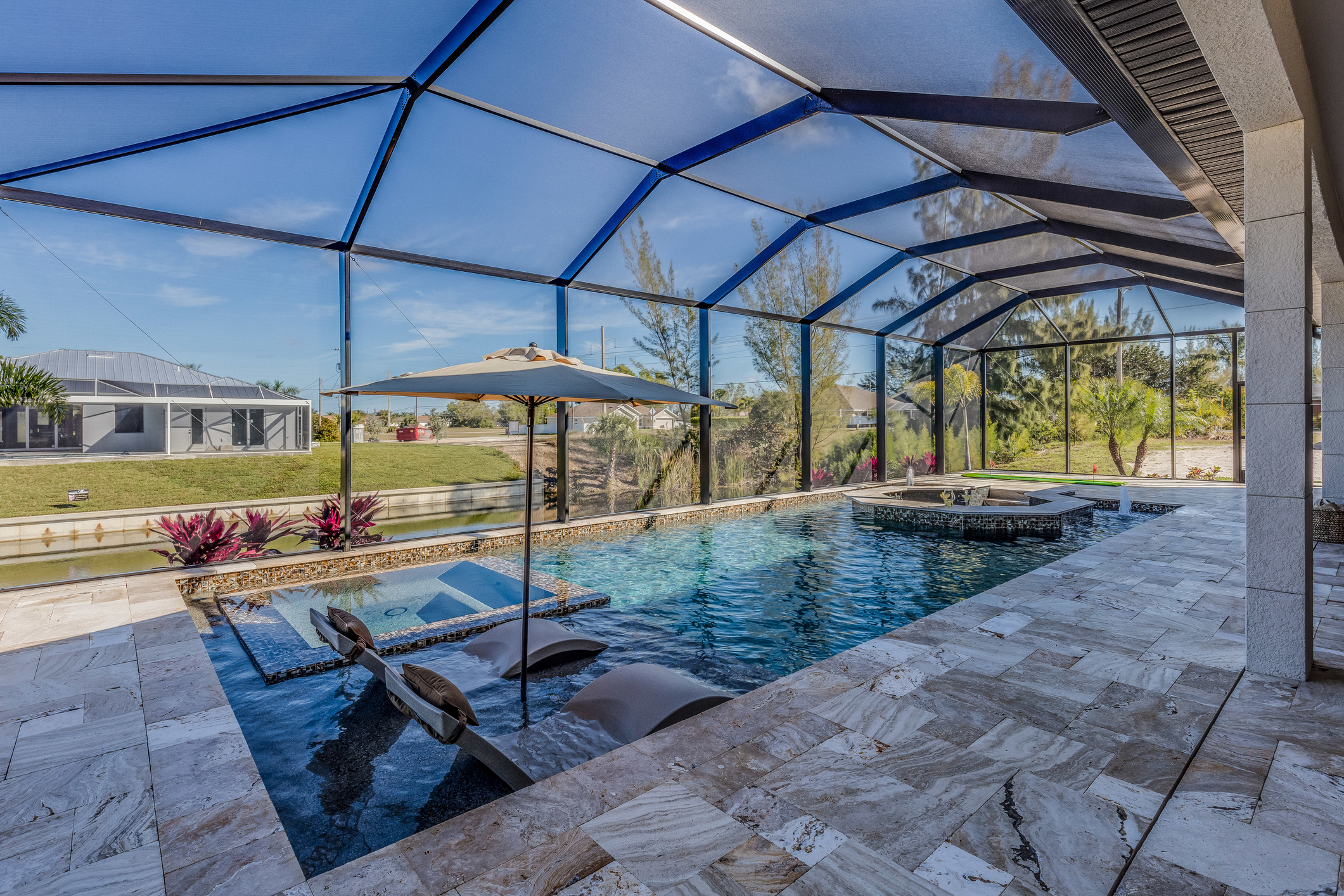 Custom Pool Design & Construction