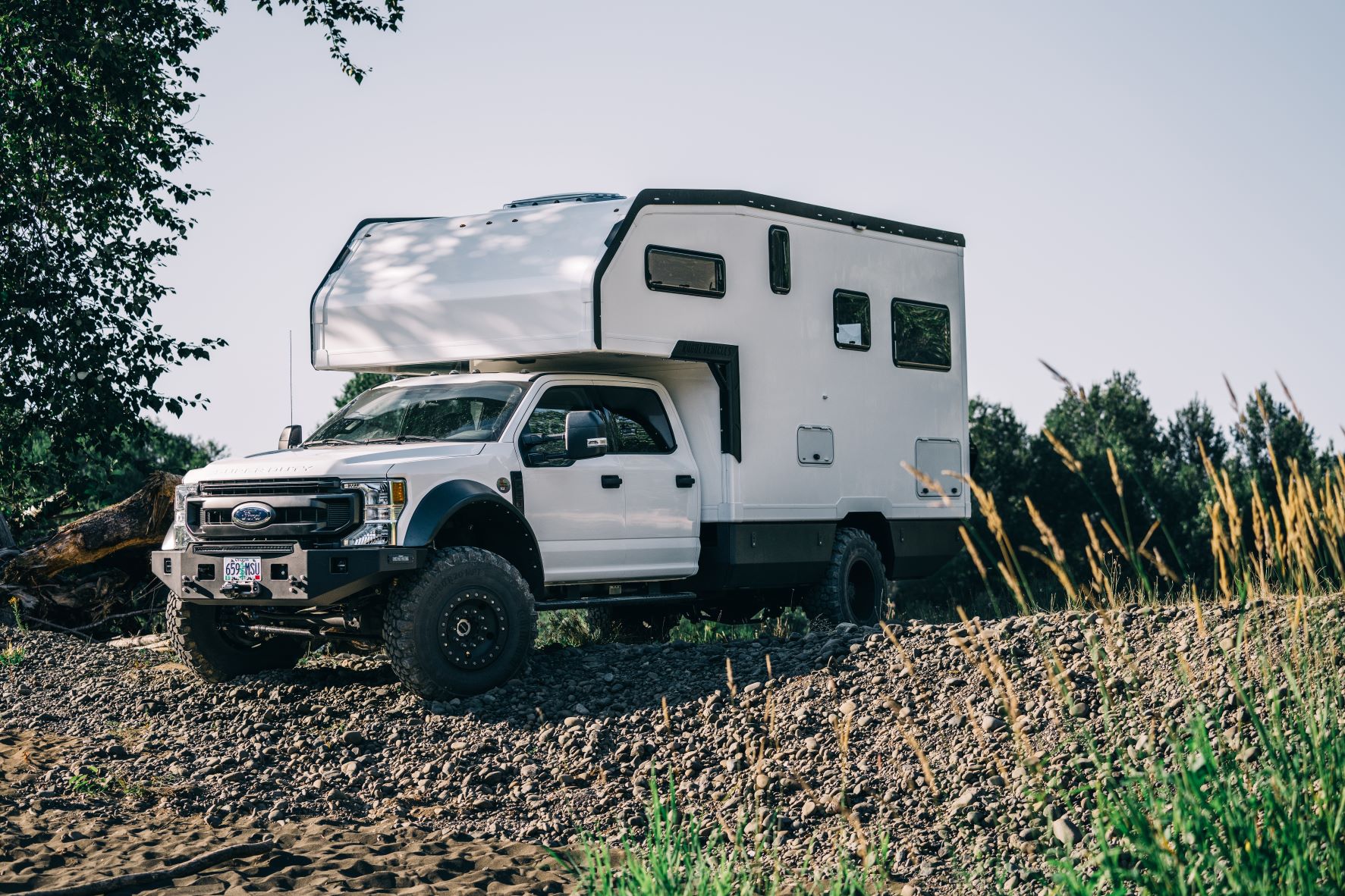 Custom Ford F550 expedition build — Vancouver Island, BC