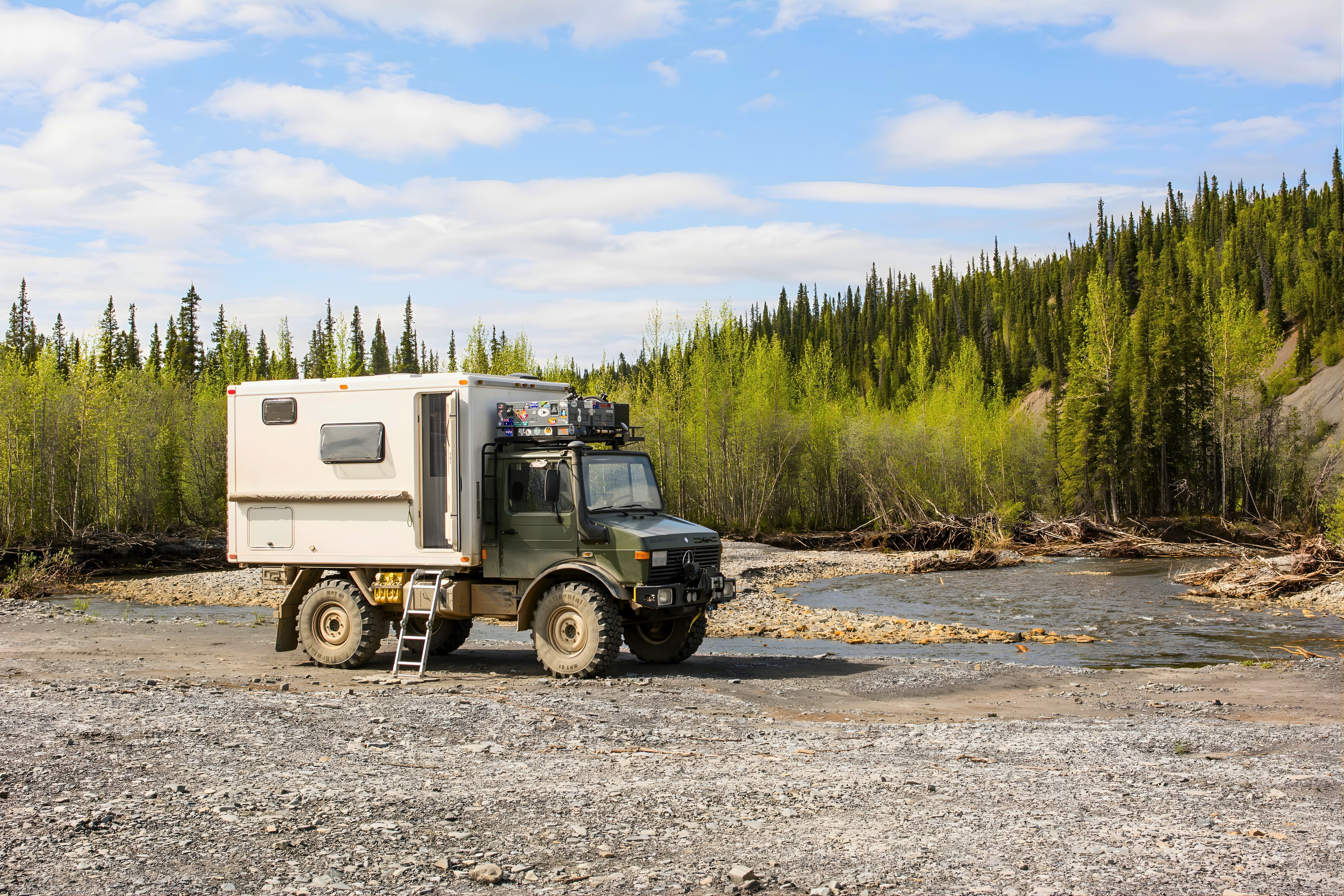 1987 Mercedes-Benz Unimog custom expedition build — Gulkana River, Alaska