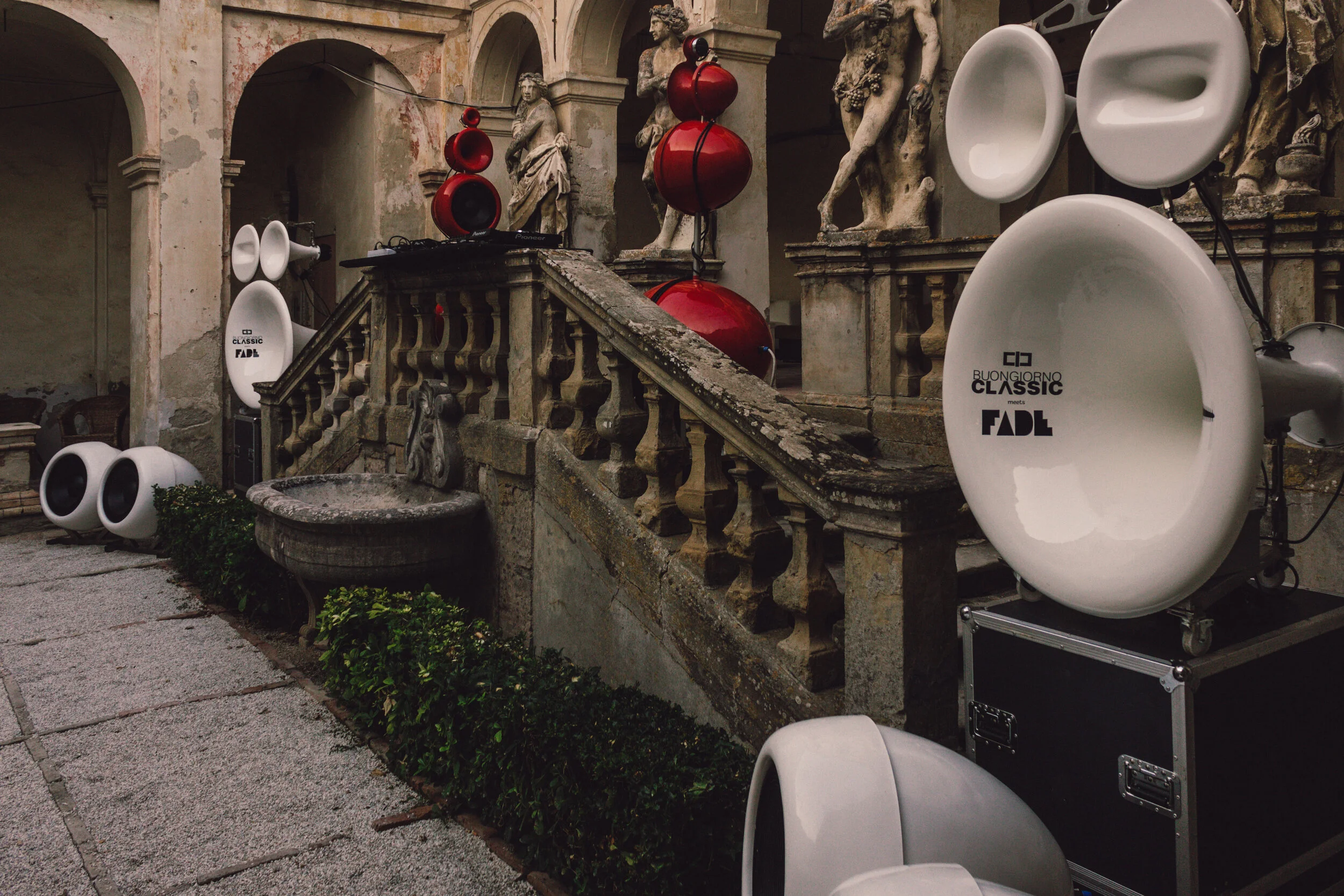 Historic villa courtyard setup