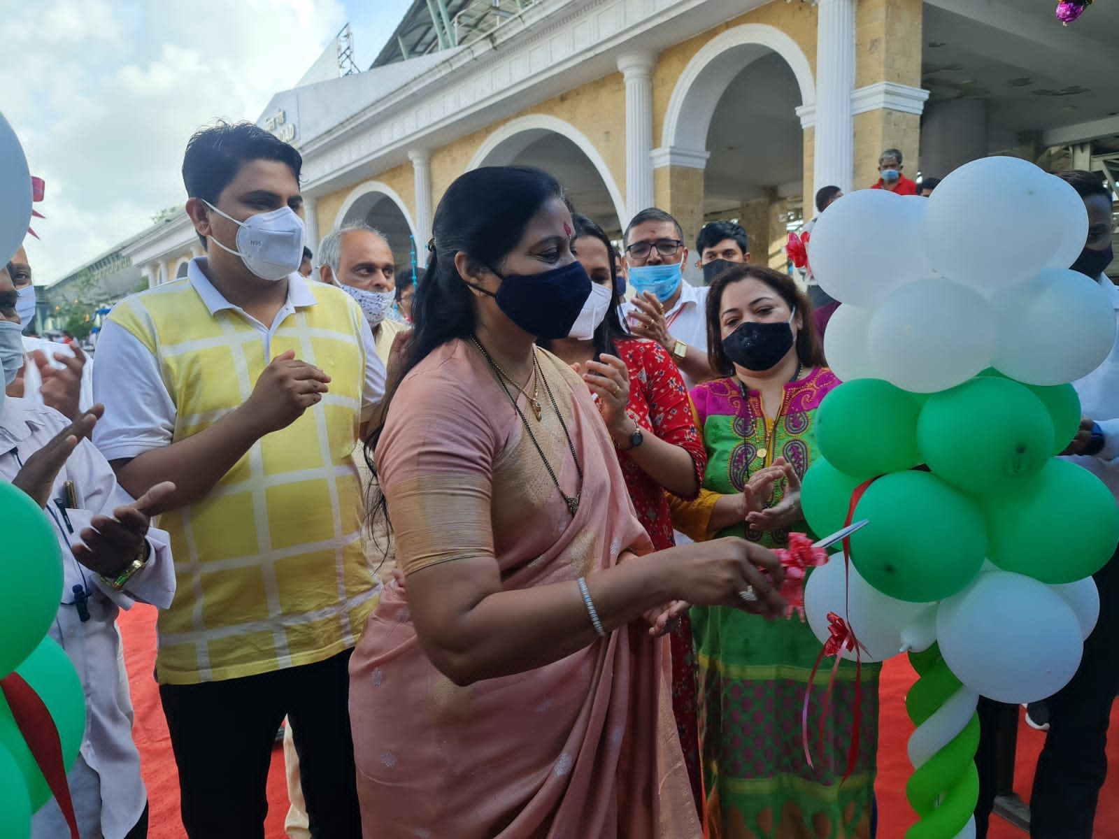 Free health camp coverage · Anand Nagar, felicitated by Hon'ble Balasaheb Thackeray dispensary