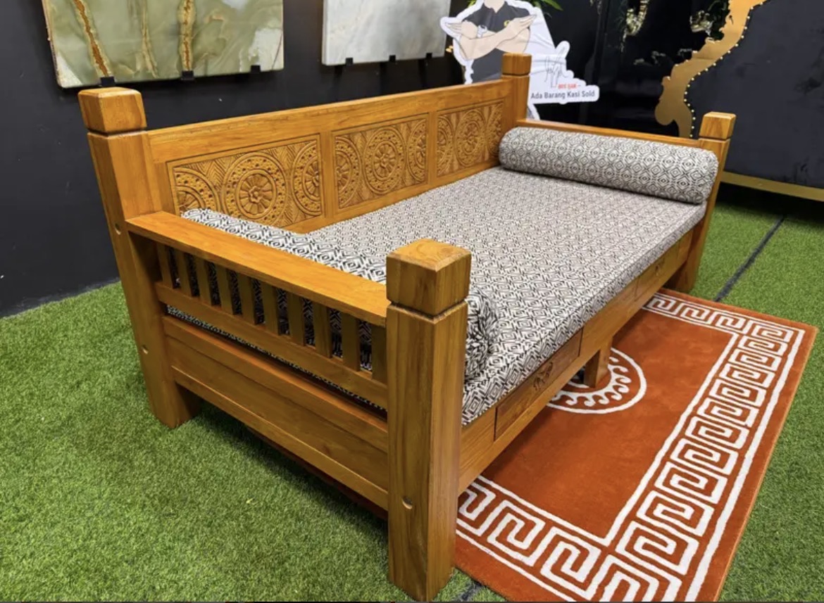 DAYBED KING SIZE MINIMALIST - FINISHING NC DOFF + KUSYEN