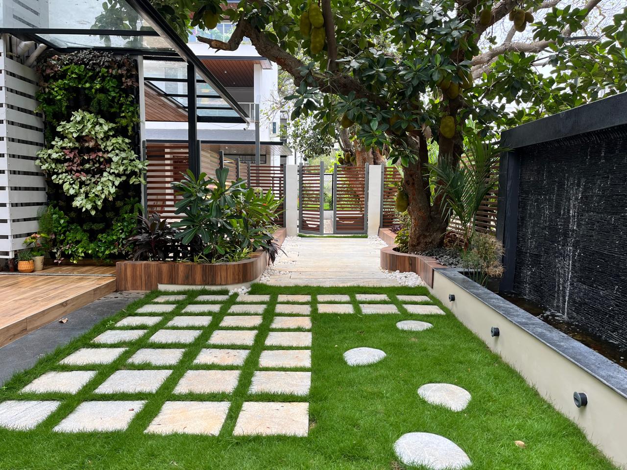 Garden with Water Feature