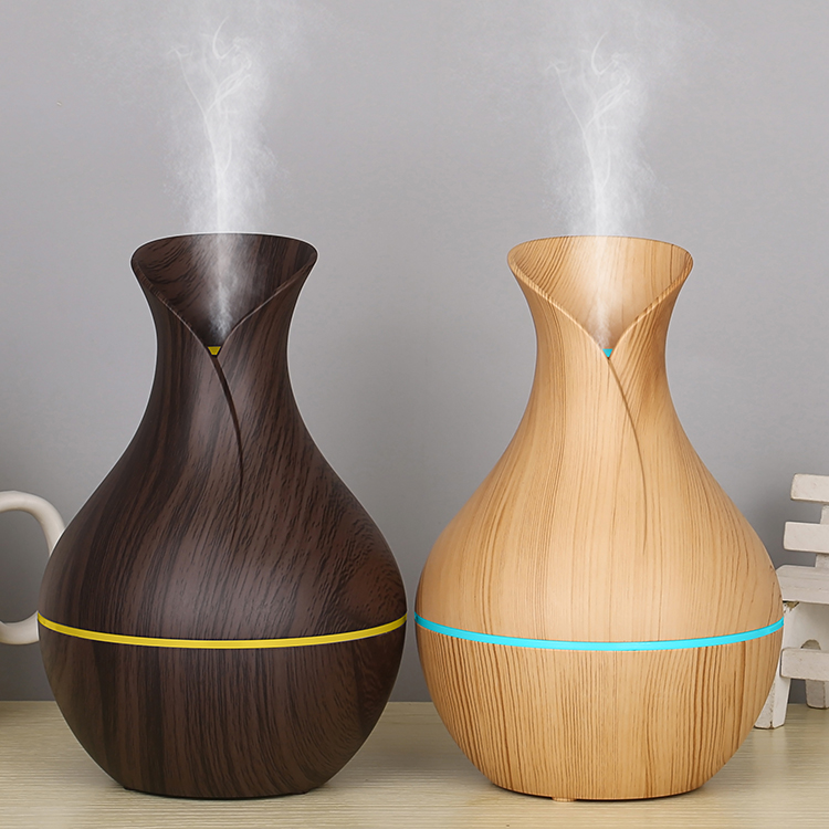 New 200ML Wood Grain Ultrasonic Mini Humidifier Aromatherapy USB Powered 7 Colors LED Light for Car Hotel Outdoor Use 1 Year
