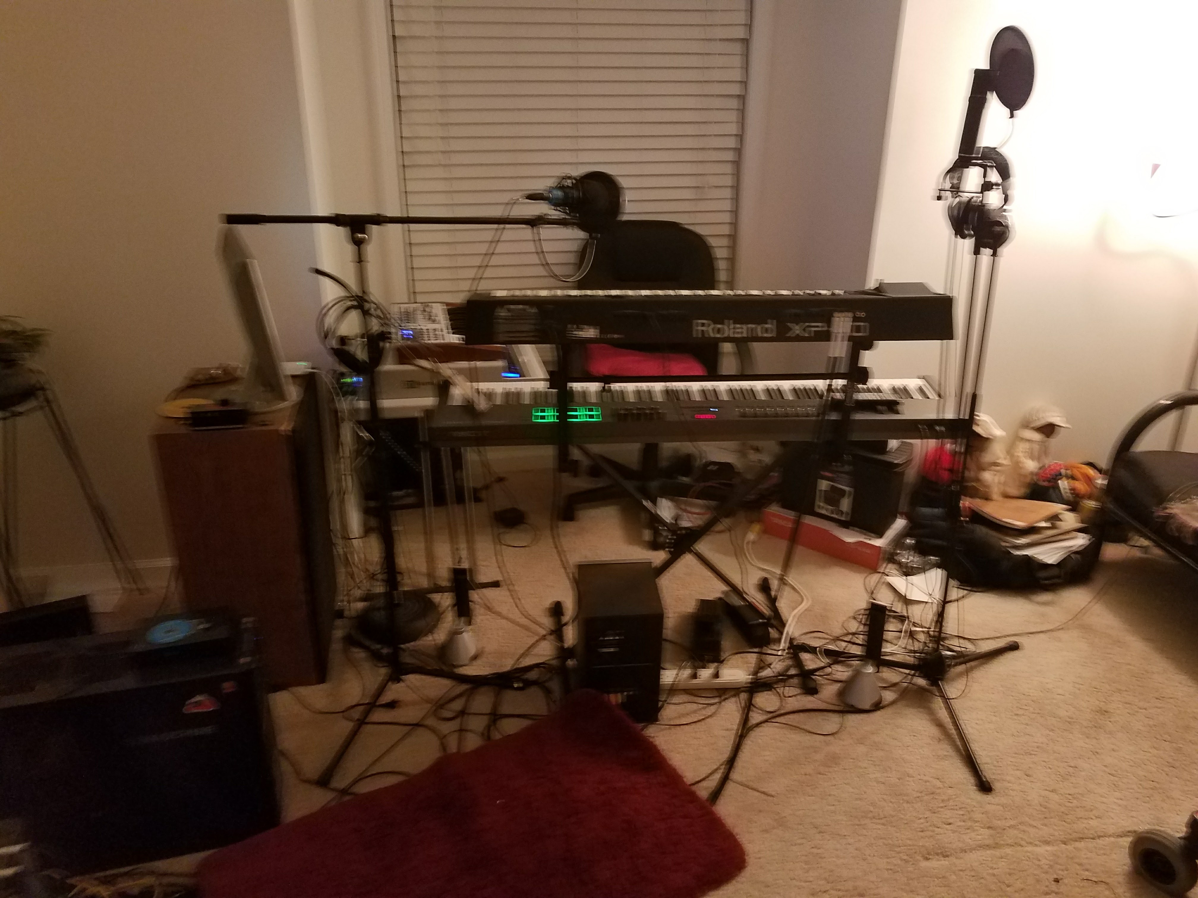 Roland XP keyboard studio setup