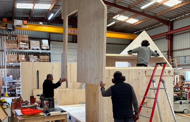 Atelier YONO près de Nantes — fabrication de logements bois