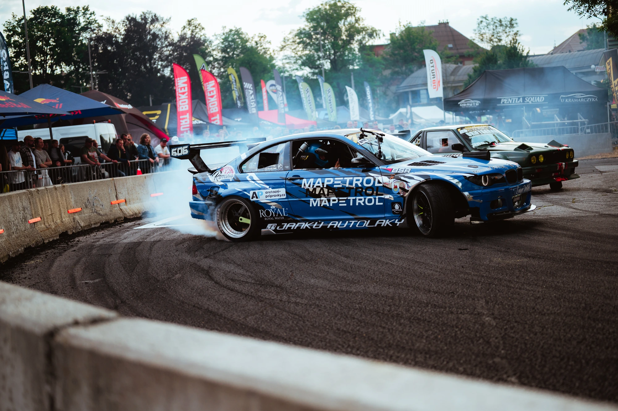 Drift smoke show