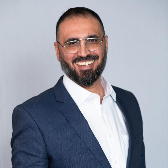 תמונה של ציון גל