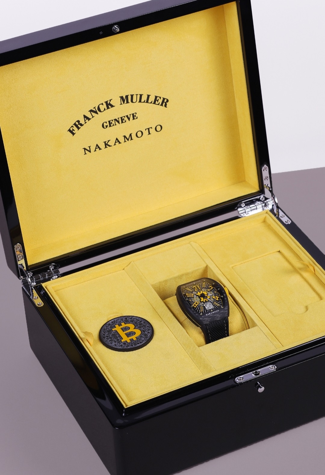 Nakamoto timepiece view 7