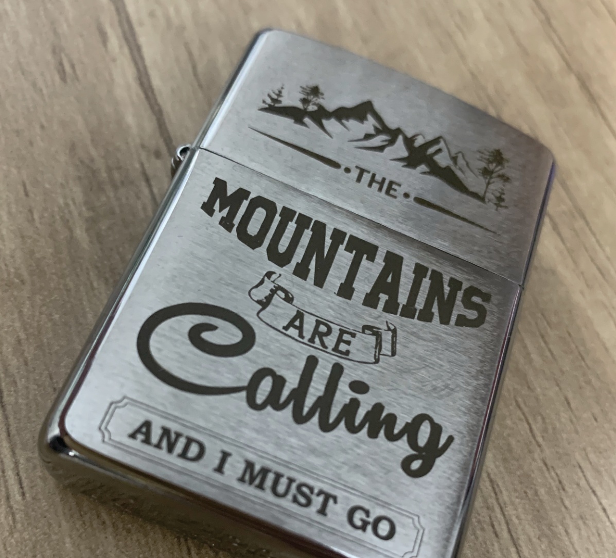 Зажигалка R-112 из шлифованной стали — универсальный выбор