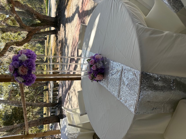 Hem of Grace Events elegant table centerpiece Florida event planning