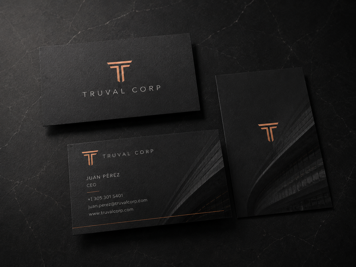 Tarjetería ejecutiva · papel texturizado