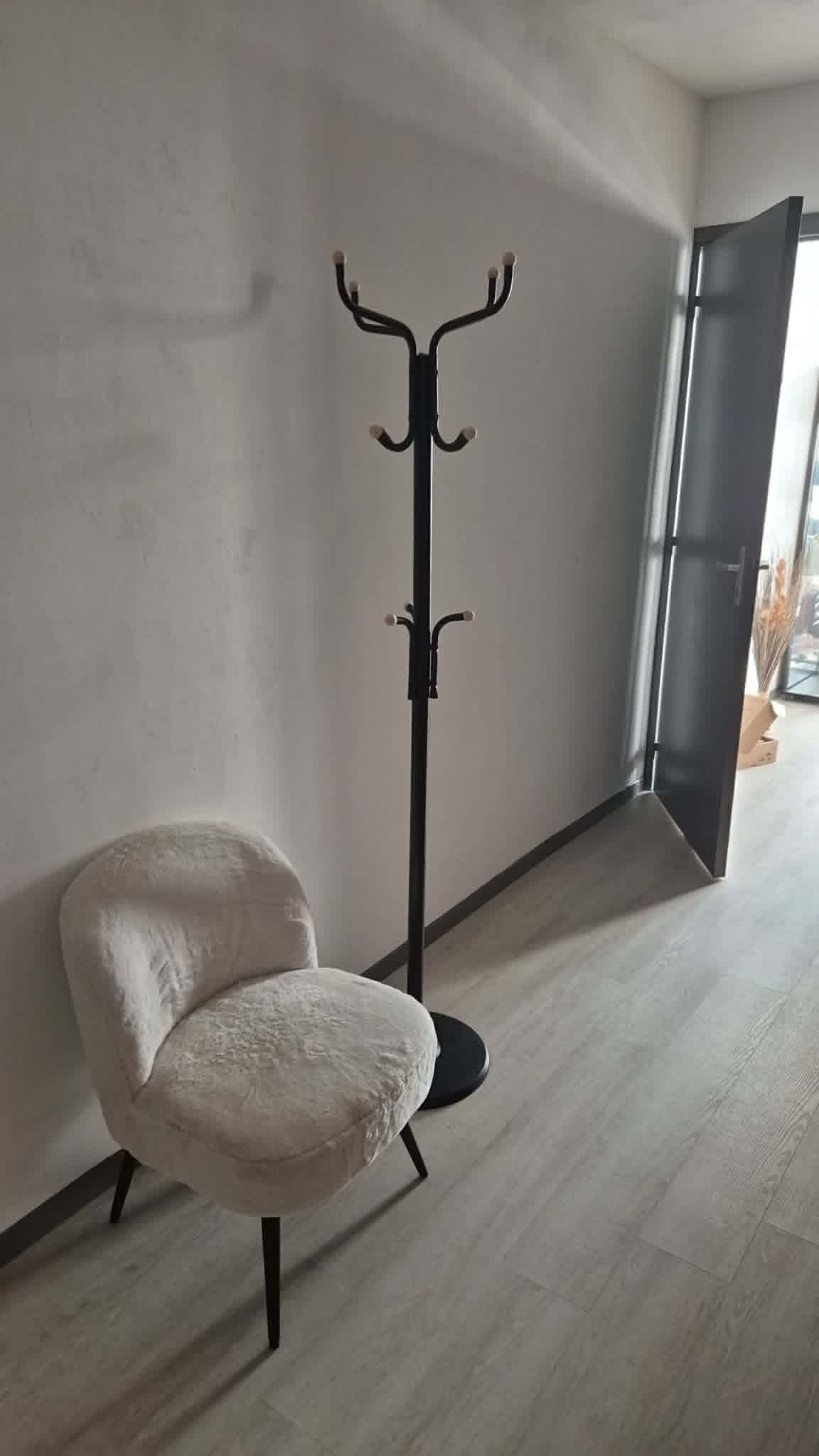 Espace d'accueil du salon