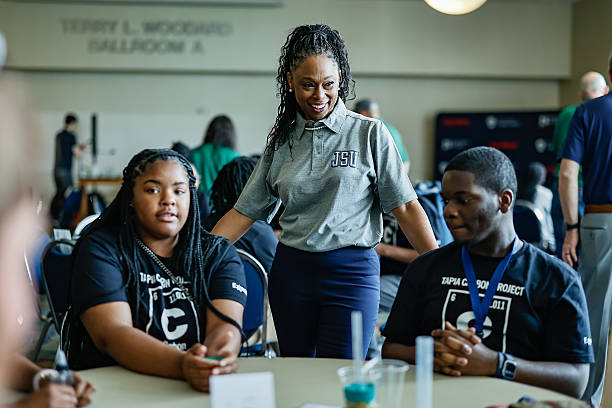 Dr. Denise Jones Gregory with Students