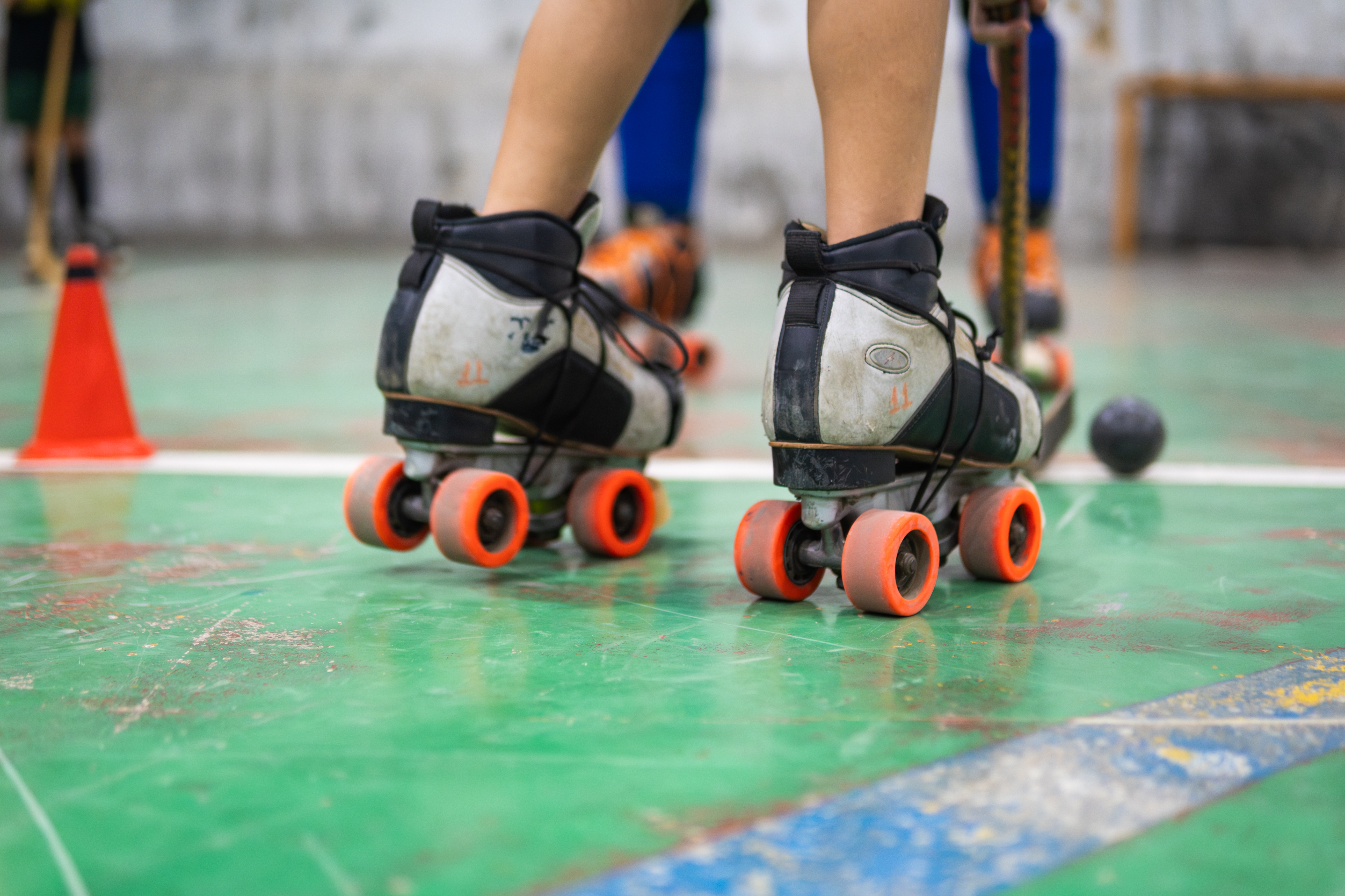 Crianças praticando esporte