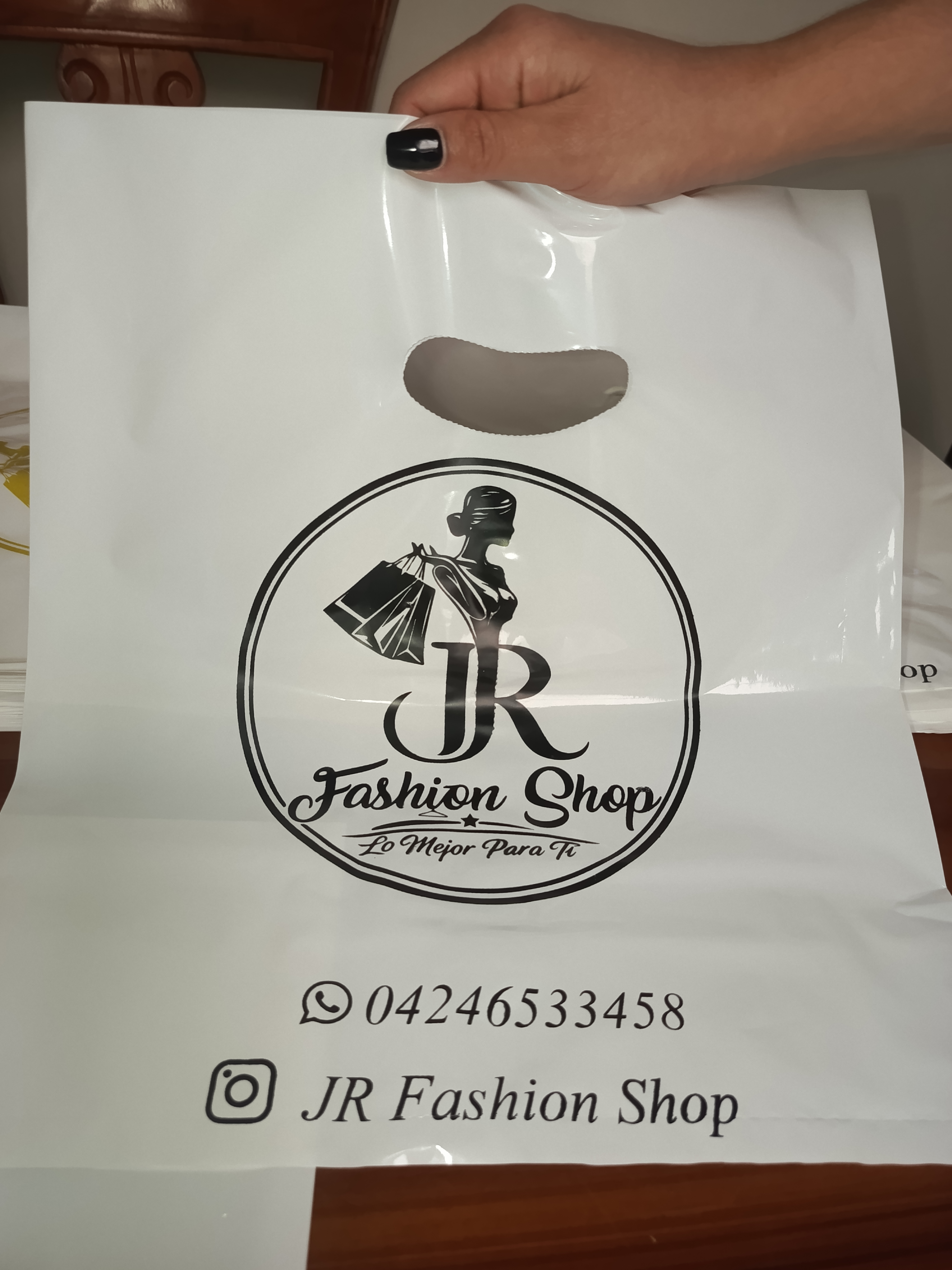 Bolsa Negra Elegante