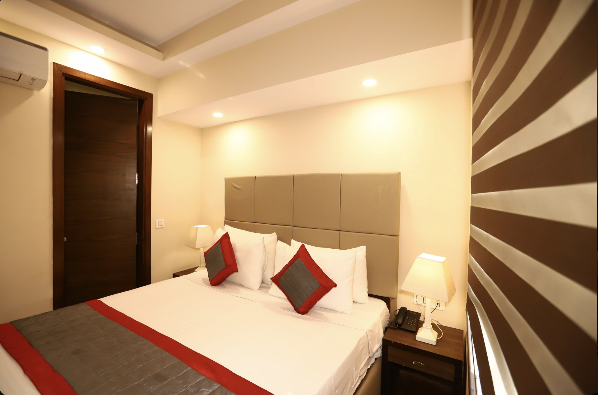 Rooms — 7