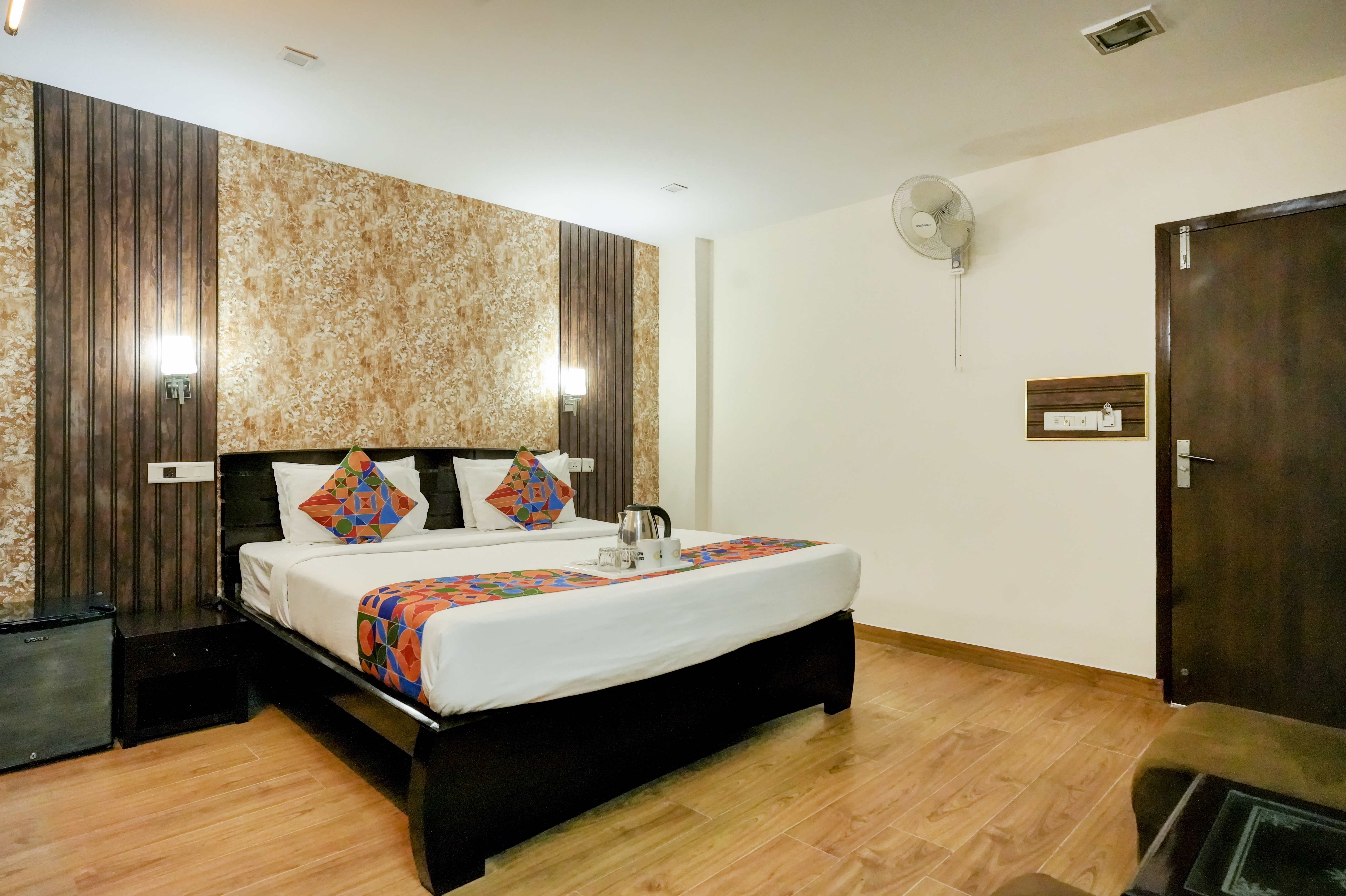 Sahibs Corporate Inn - Image 4