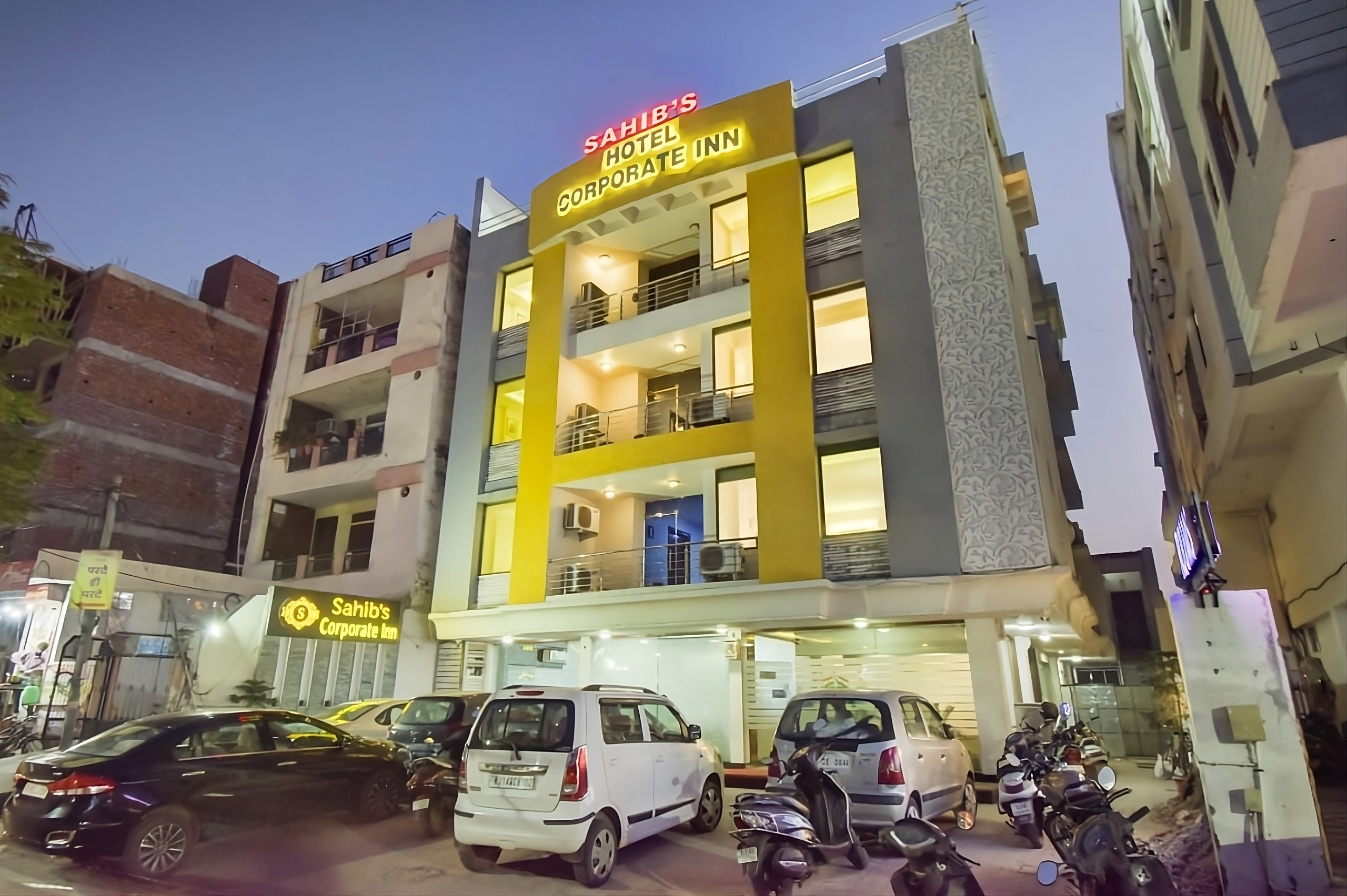 Sahibs Corporate Inn - Jaipur