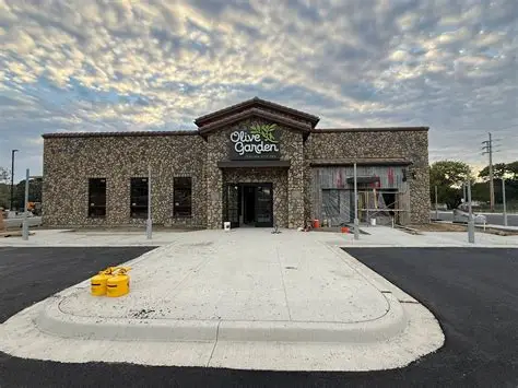 Custom Interiors — Olive Garden install