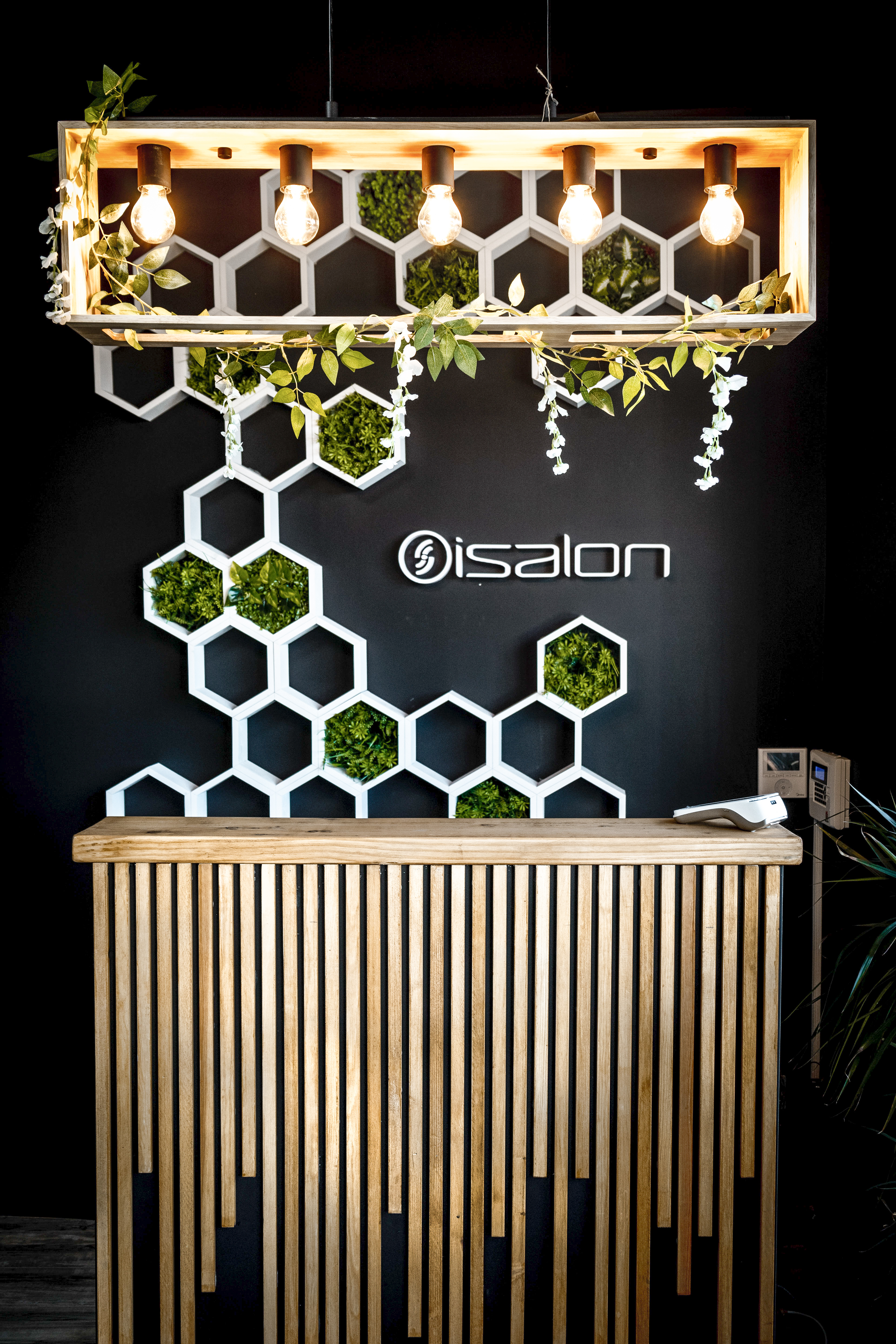 iSalon Interior