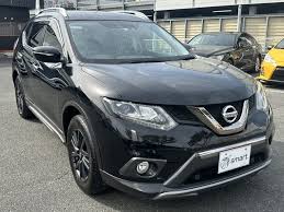 Nissan X-Trail (Black)