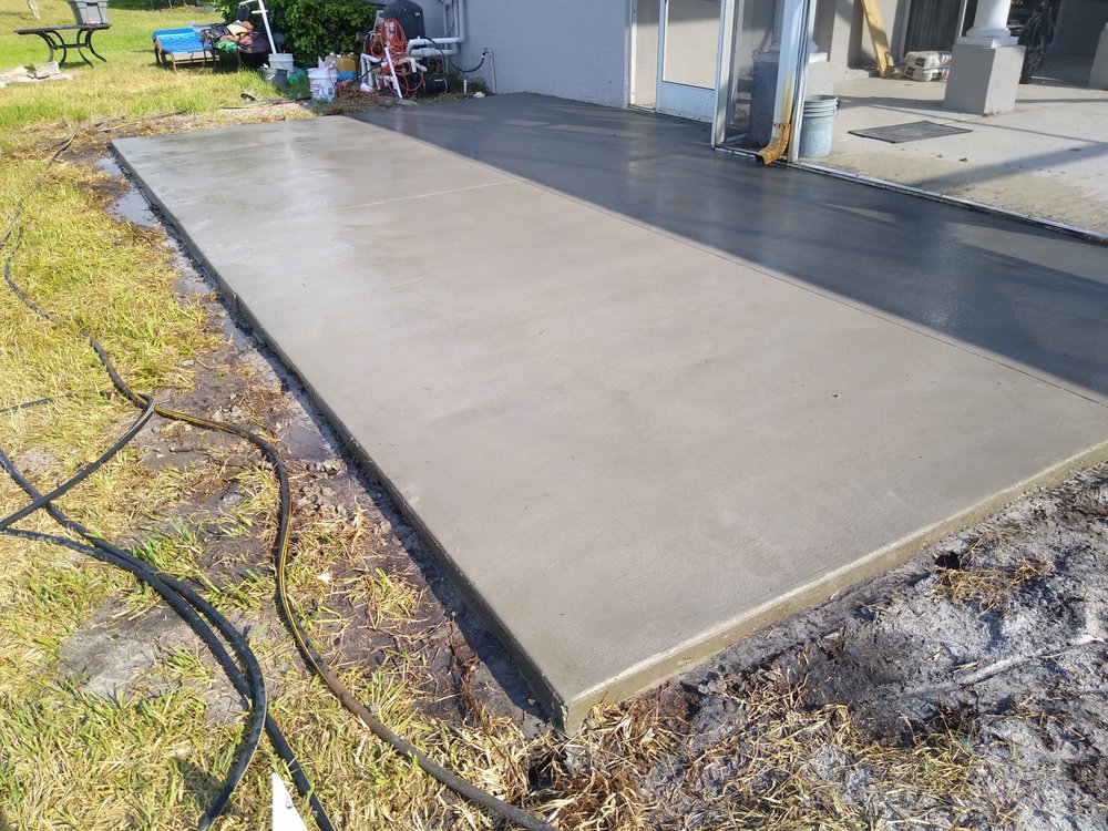Back Patio Slab Finish by JIT Concrete