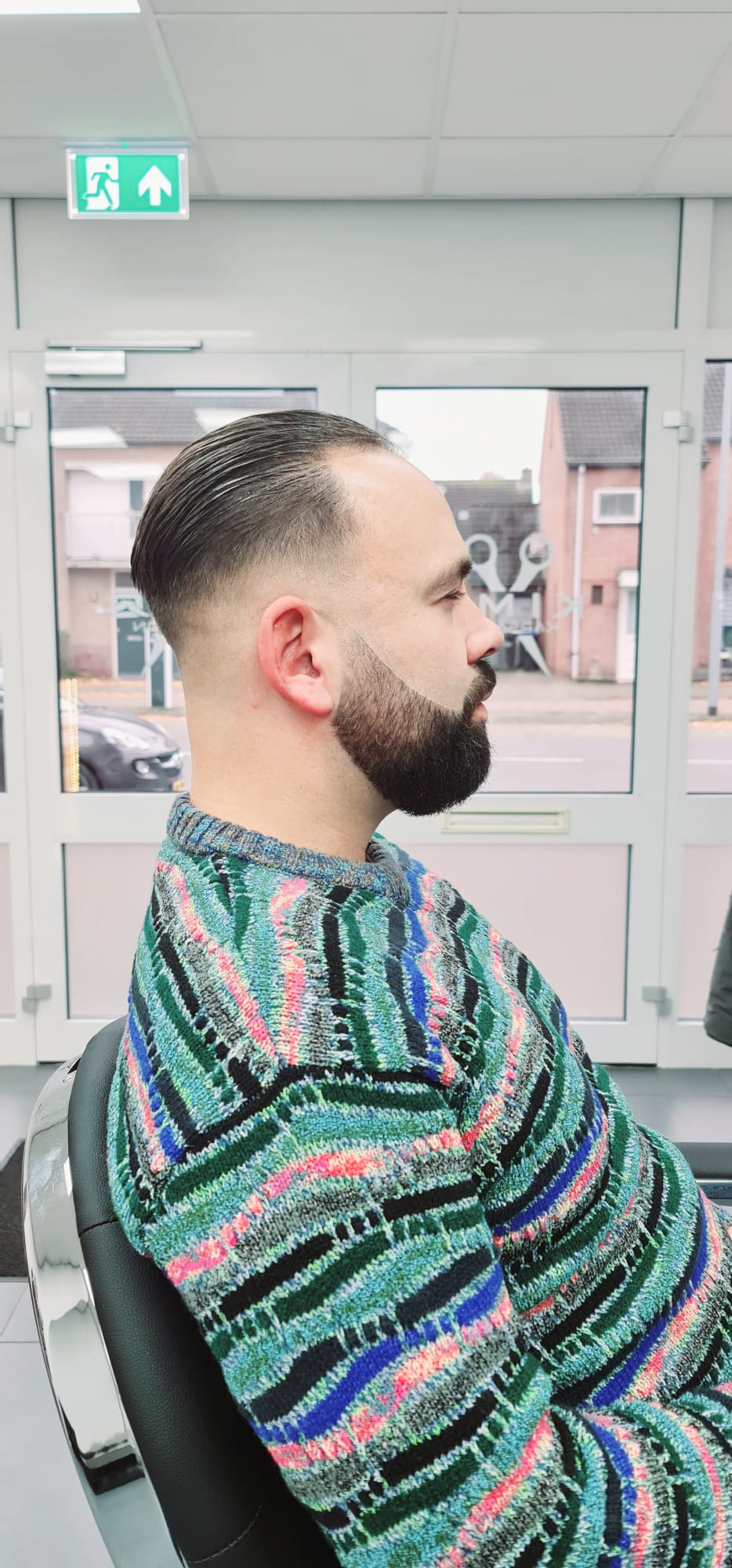 Fresh fade with Kapsalon Kimo cape