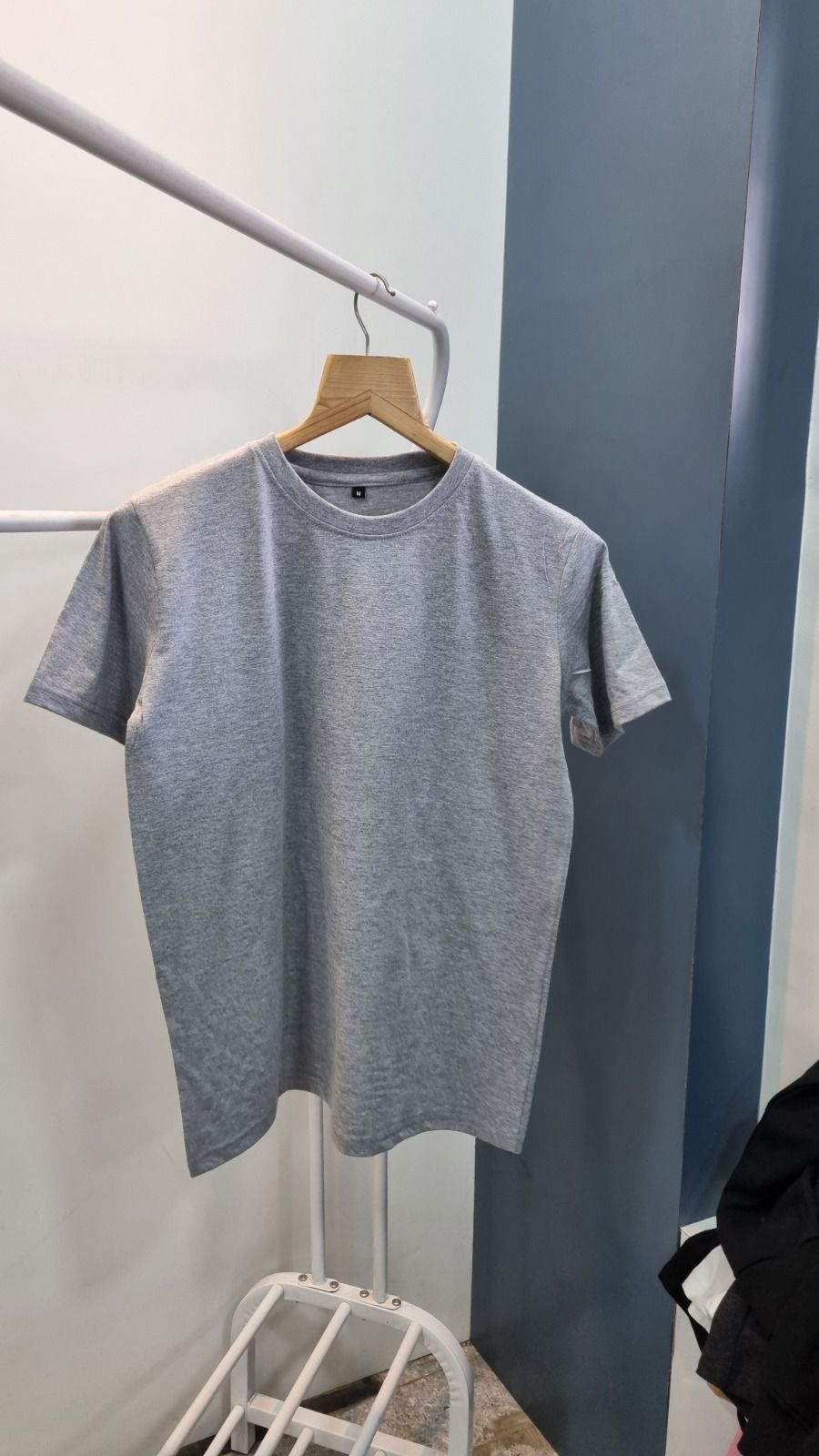 Cotton round-neck t-shirt in Grey Melange