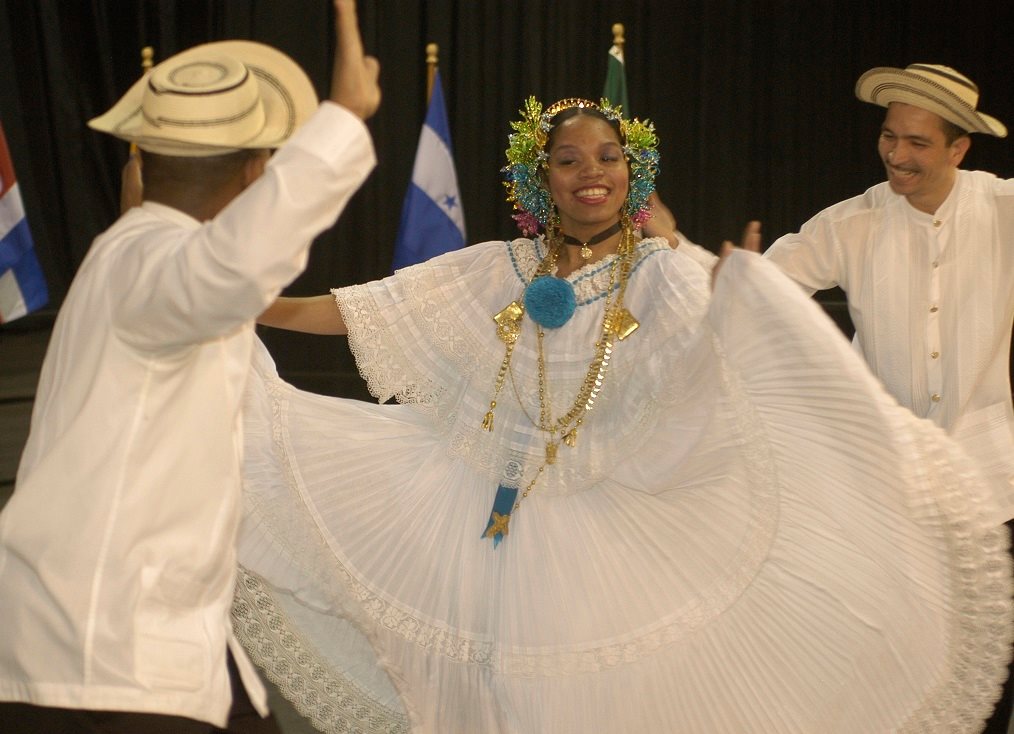 Latino Institute community photo 40