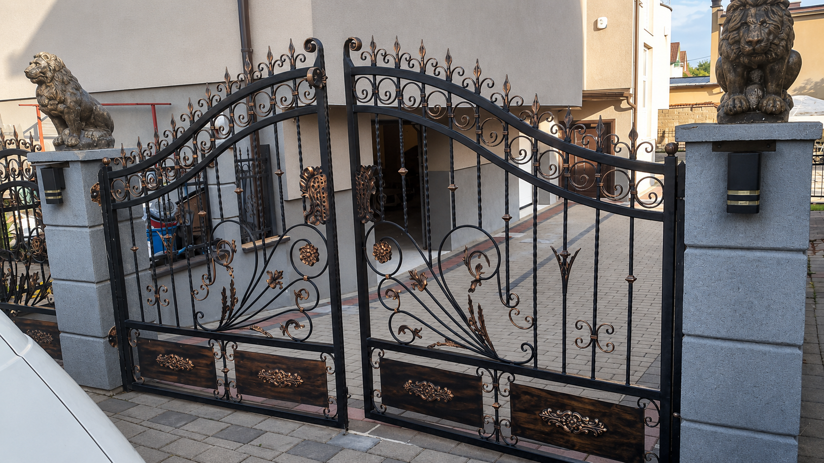 Portail fer forgé d'exception