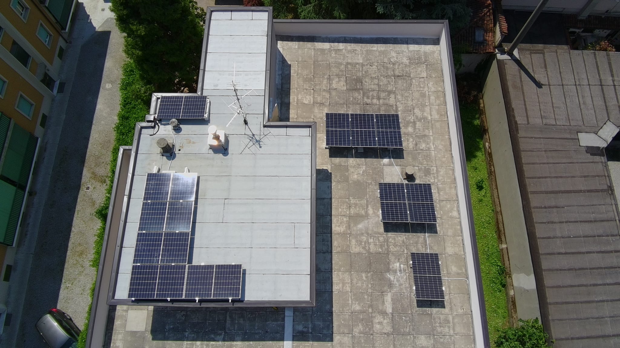 Casa moderna con impianto solare
