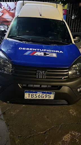 Van M3 Desentupidora Londrina pronta para atendimento emergencial em Londrina e região do Paraná