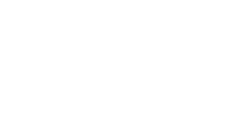 casa in gold by Fhiama Fonseca
