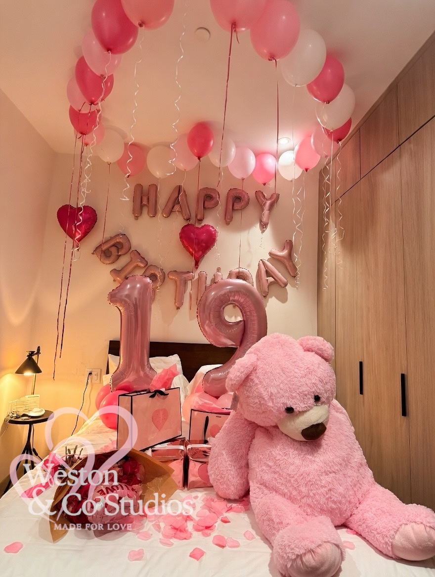Weston & Co Studios — Happy 19th Birthday pink setup
