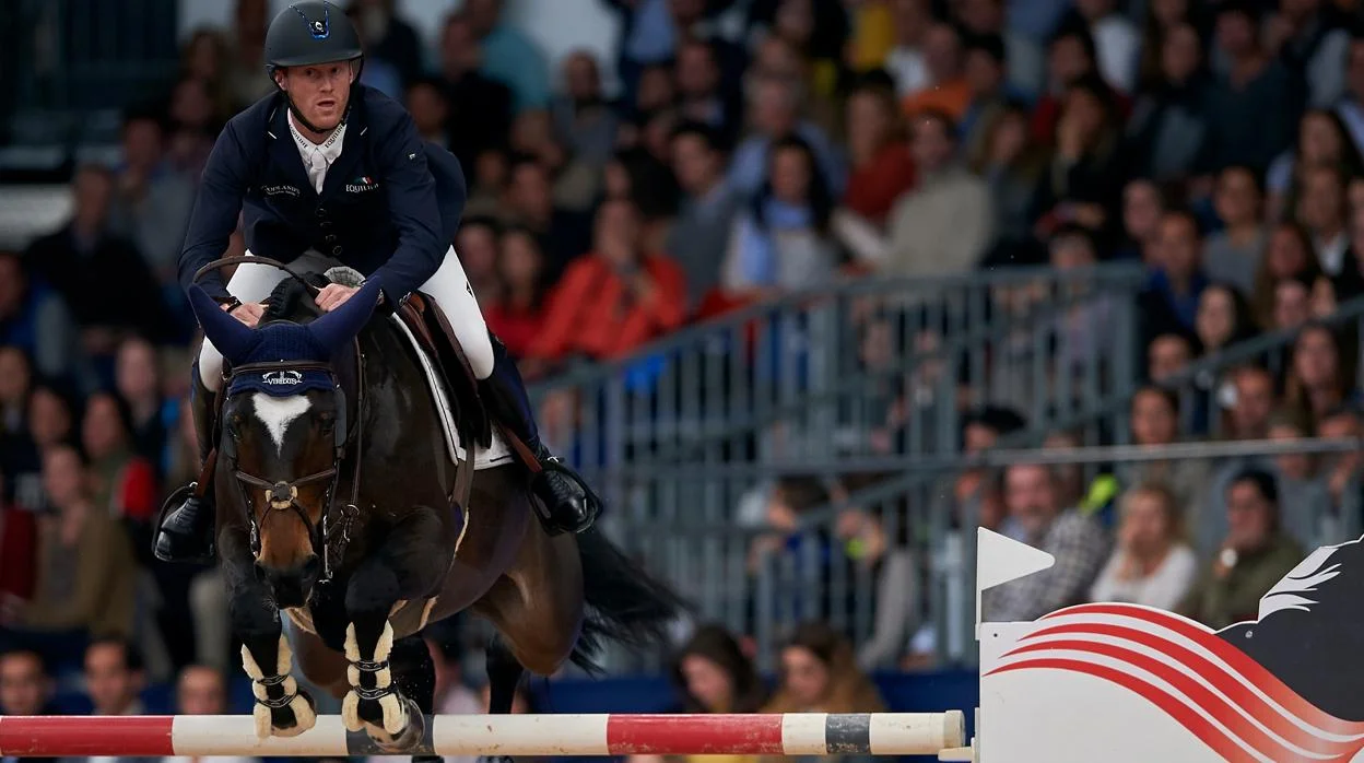 Madison Wicky competing at Madrid Horse Week