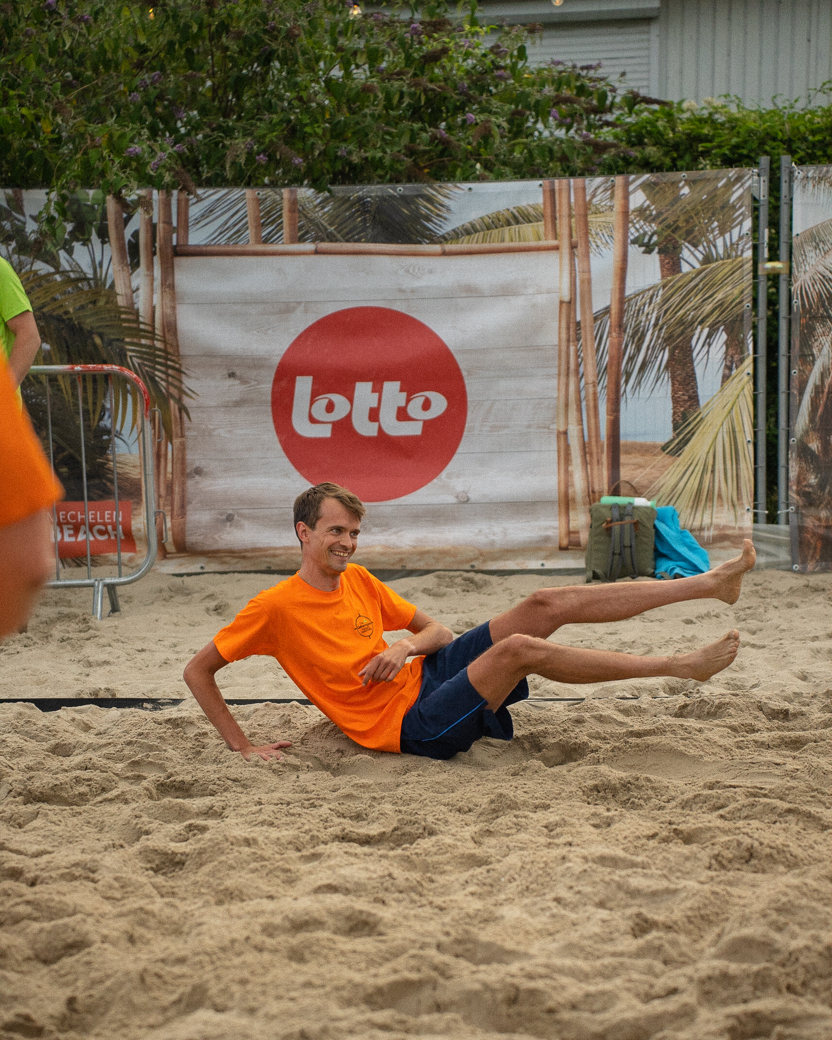 Mechelen Beach — bezoekers op het terras