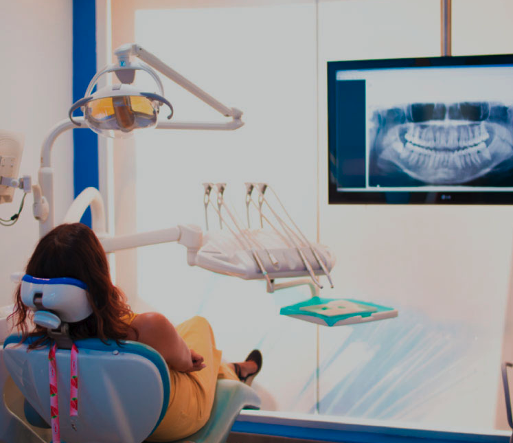 Gabinete dental con radiografía